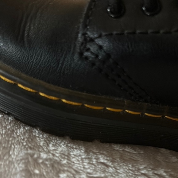 Gently Loved Dr Martens Jr Zavala Combat Leather Boots Unisex - Picture 9 of 11